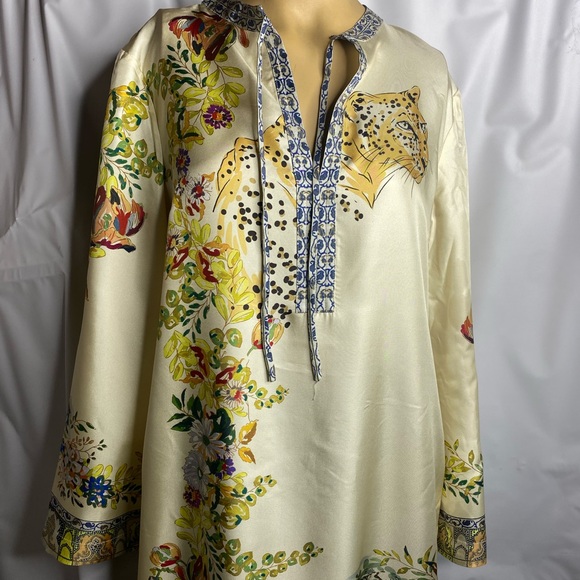 Etro Ivory Dress with Vibrant Animal and Floral Print tunic dresses - Picture 2 of 12